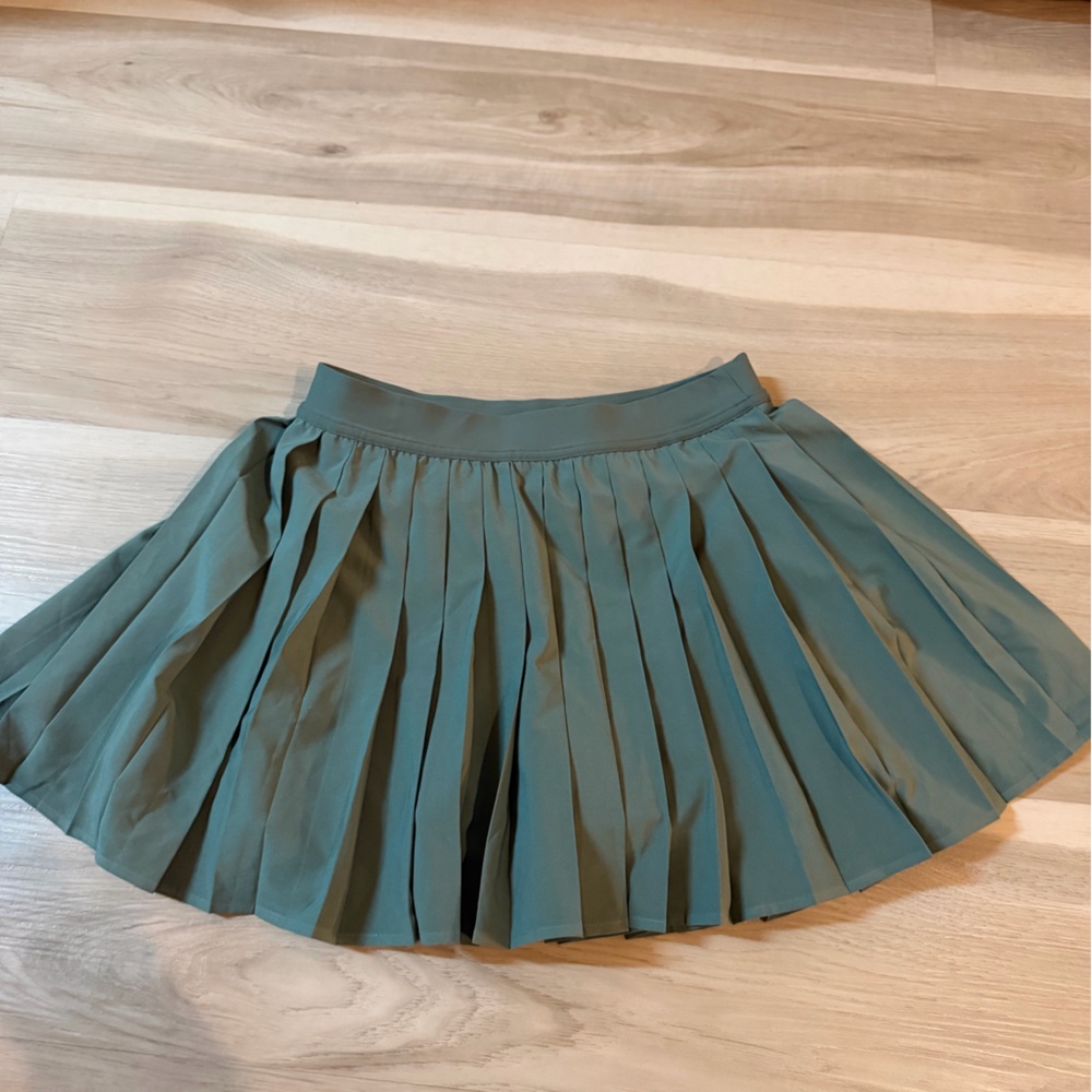 Lululemon High Waisted Pleated Tennis Skirt